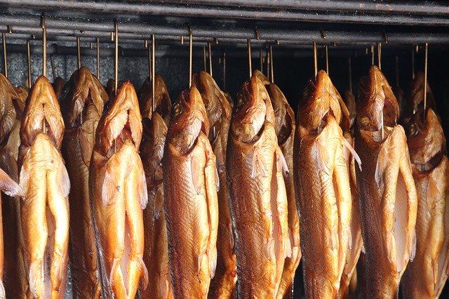 Jak przygotować ryby do wędzenia  – kilka praktycznych porad